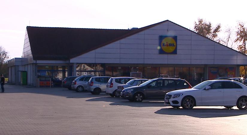 Nagyszombaton kifoszthatjuk Vásárhely boltjait