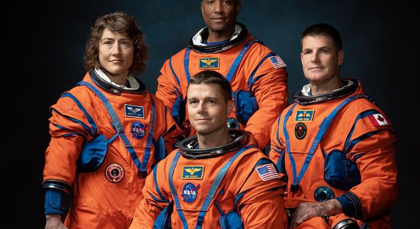 Elromlott a WC a Hold felé tartó Orion fedélzetén