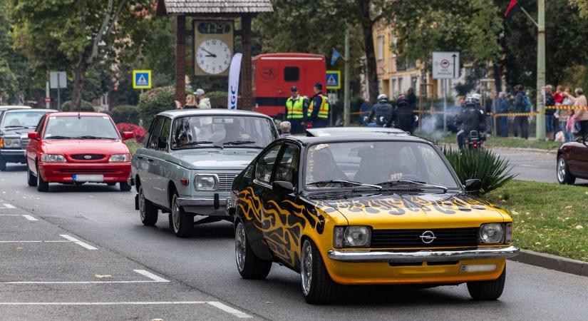 Ezeken a településeken halad át a veterán autók versenye nagypénteken