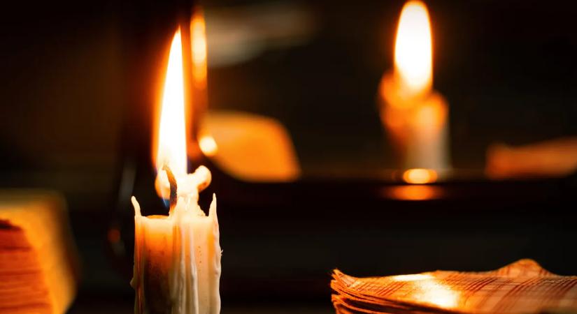 Otthonában lett rosszul, elhunyt a 17 éves magyar focista