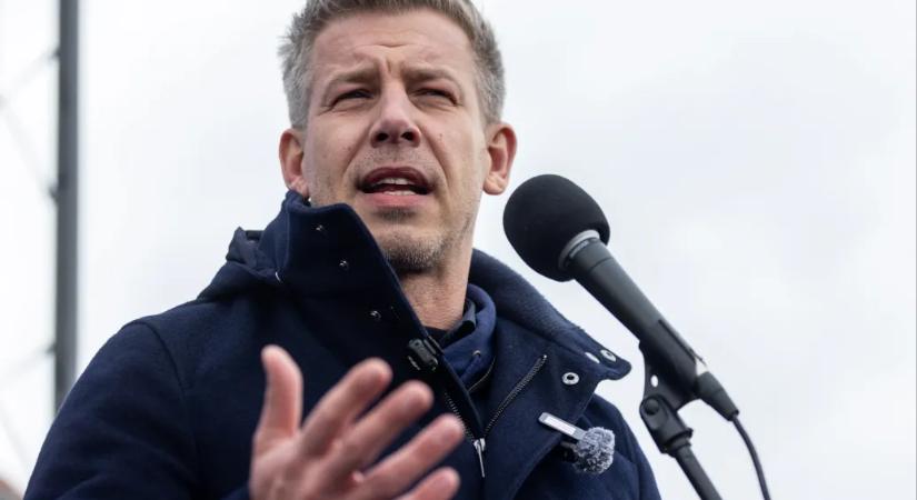 Magyar Péter egy vereség esetén felhívná Orbán Viktort a választás éjszakáján