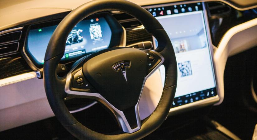 Elvágta az adójóváírás a Teslát Amerikában