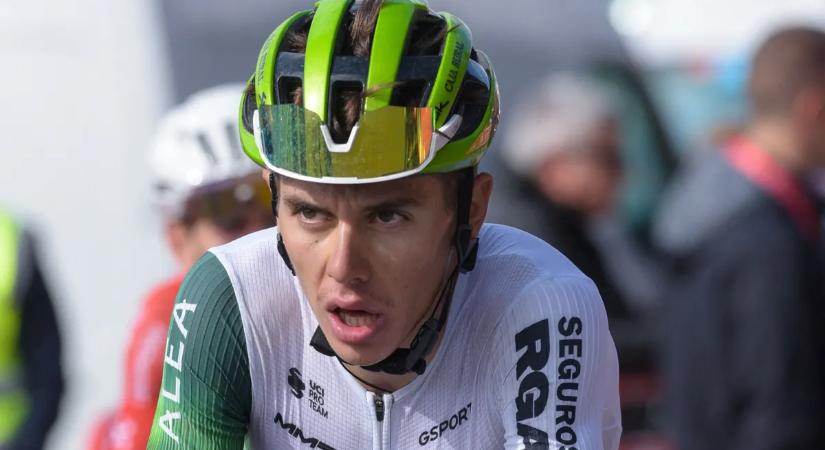 Horrorbalesetet szenvedett, mesterséges kómában tartják a spanyol kerékpárost