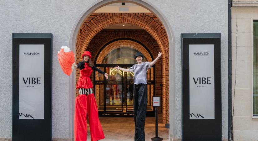 Vérbeli VIBE a belvárosban – új designhotel nyílt a Mérleg utcában