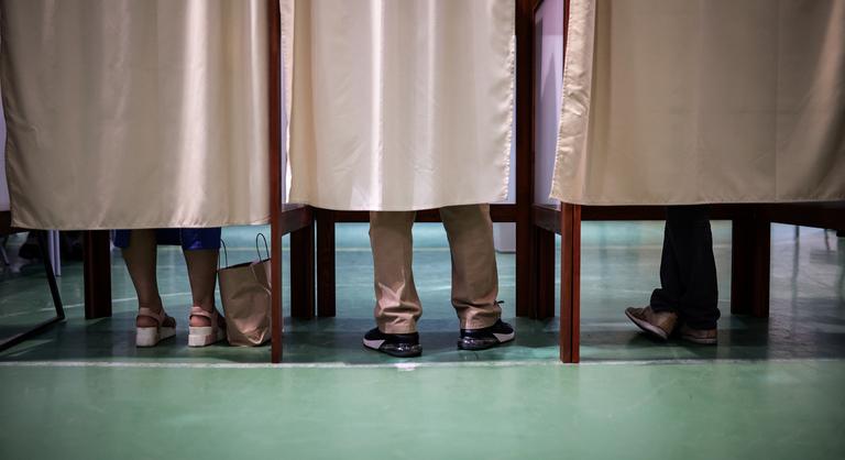 Meglepő fordulatot mért az Idea Intézet, több Fidesz-szavazó is átpártolhat a választásokig