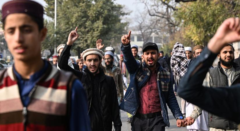 Kivégeztek egy férfit Iránban, aki részt vett egy titkos katonai létesítmény elleni támadásban