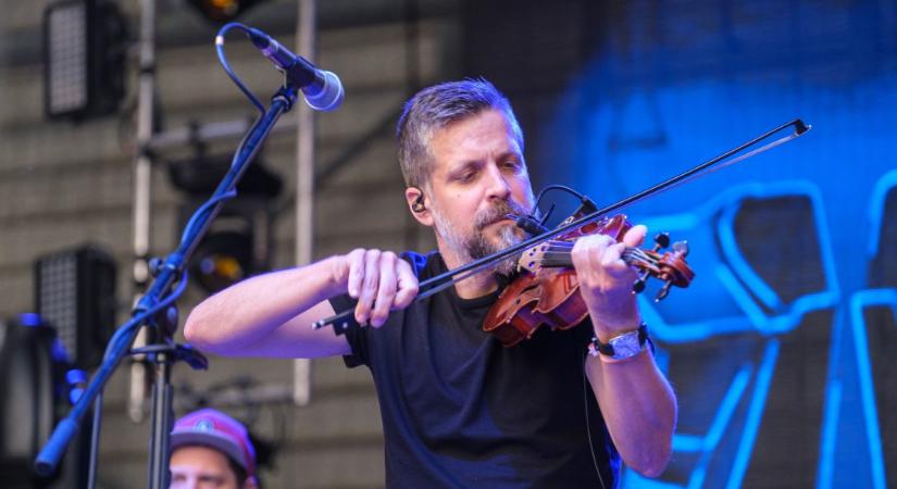 Hírmozaik – április 2.