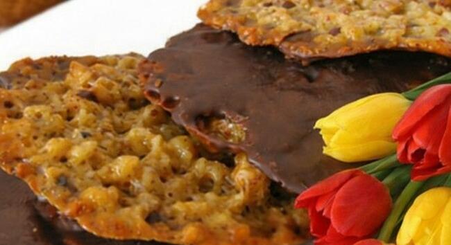 Mit süssünk húsvétra? - Itt van három tökéletes húsvéti apró süti, ami sokáig eláll és lehetetlen elrontani