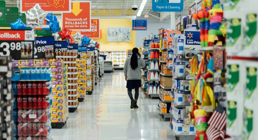 Mi történik a boltokban? Egyre több magyar mond le erről