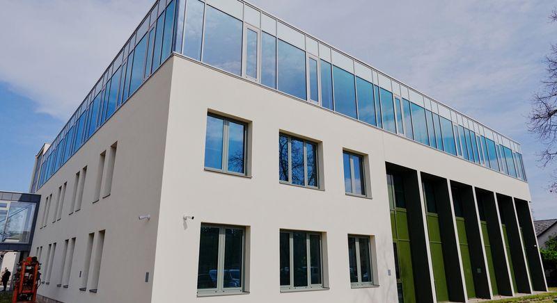 Átadták a Műszaki Kar megújult épületét