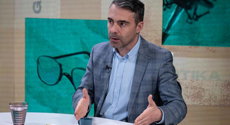 Vona Gábor: borzalmas mentális állapotban van a társadalom, hisztérikus kampány zajlik