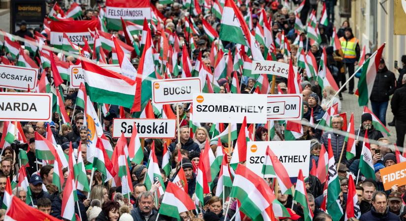 Hatalmas a tömeg: így néz ki a szombathelyi Békemenet