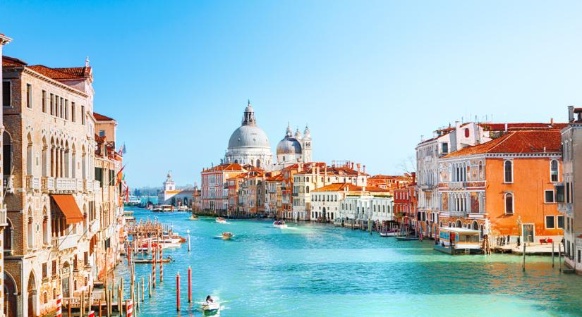 Százezres csekket is kaphatnak a nyaralók a népszerű európai városban: erre a szigorú szabályra kevesen készülnek fel