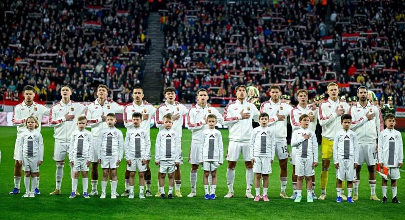 Szoboszlaiékkal énekelhették a Himnuszt – erre örökké emlékezni fognak a kis tatai focisták