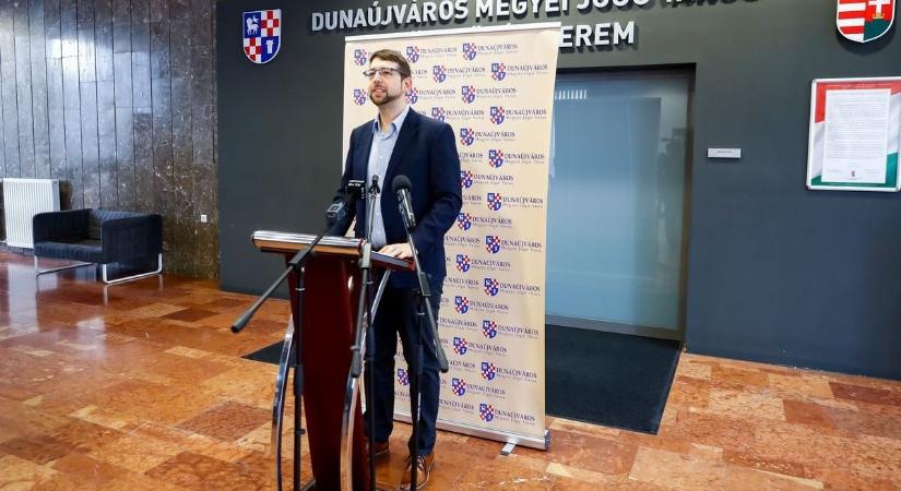 Kampányígéretek után visszalépés – kérdések Szabó Zsolt döntése körül