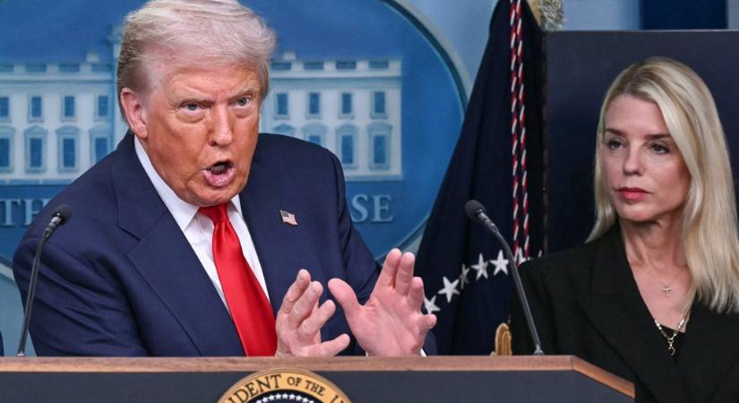 Trump kirúgta az igazságügyi miniszterét