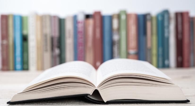 Drágulnak a könyvek és a képregények: súlyos áremelkedés jön a papíriparban, ezek az okok állnak a háttérben