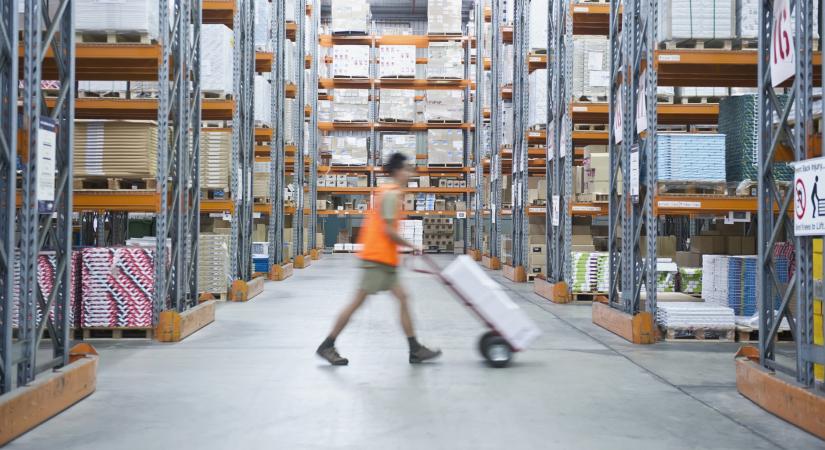 Pótdíjat vezet be az Amazon