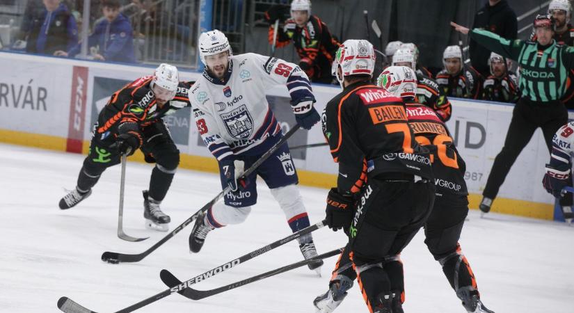 A kiesés szélére sodródott a Volán (videó)