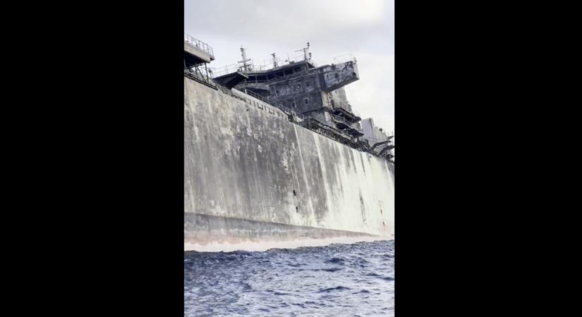 Irányítatlanul sodródik az orosz gáztanker a tengeren