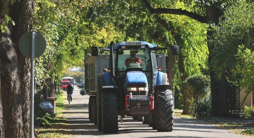 Traktorosok, figyelem: a sima jogosítvány önmagában már nem lesz elég ehhez!