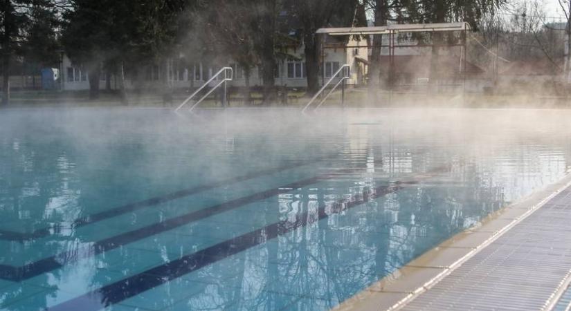 Ingyen mártózhatsz ebben a híres fürdőben: eláruljuk, hol van ez a hely