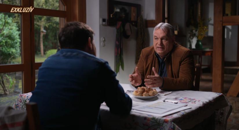 Orbán kábszeresnek, zűrösnek nevezte a Tisza vezérkarát a Hajdú Péterrel készült interjúban – megnéztük a Beköltözve adását