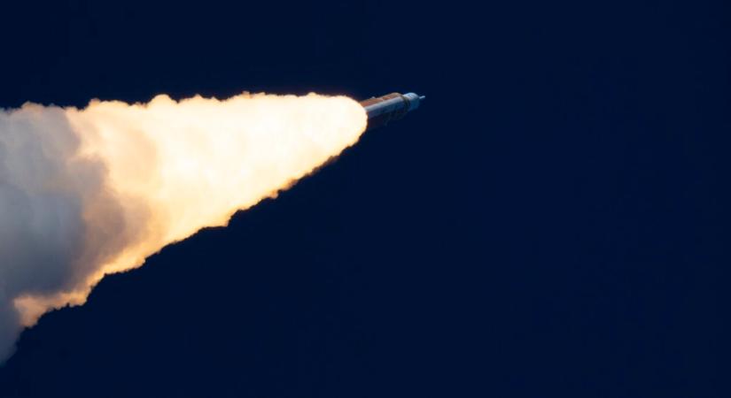 Váratlan krízis az Artemis–2 során: Az első órákban mondta fel a szolgálatot a Hold-misszió vécéje