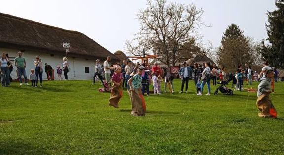 Tojásdíszítéssel, gyerekprogramokkal vár húsvéthétfőn a Vasi Skanzen