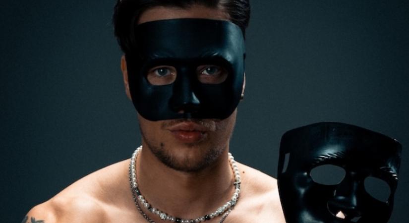 T. Danny kitáltalt: „A drogozás, a bulizás, a piálás, ez volt az a mód nekem, hogy valahogy ebből kimásszak fejben” - Interjú