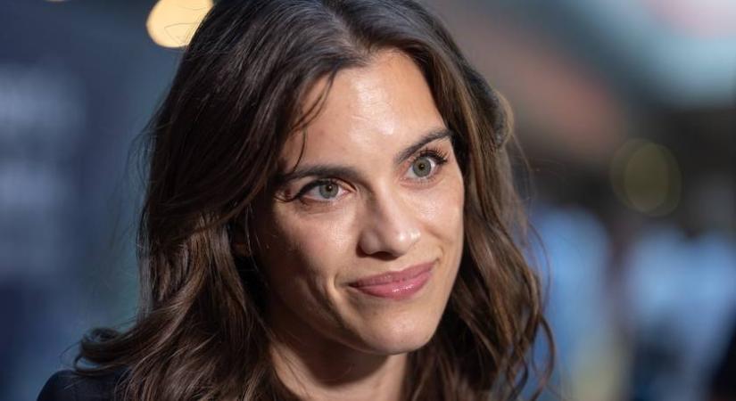 Gelencsér Tímea új háza: romokból lesz kacsalábon forgó palota