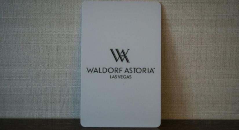 A biztonsági szakértő arra kér minden utazót: mindig kérj két kulcskártyát a hotelszobához