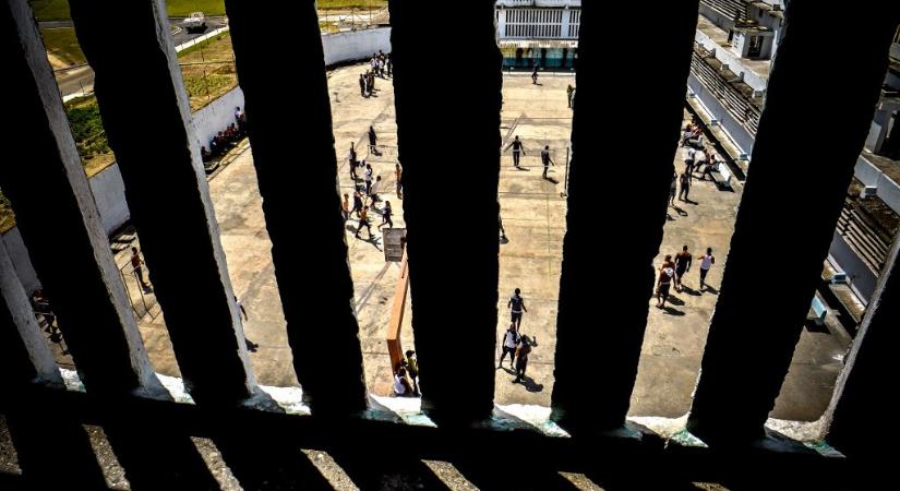 A kubai kormány több mint kétezer rabot bocsát szabadon