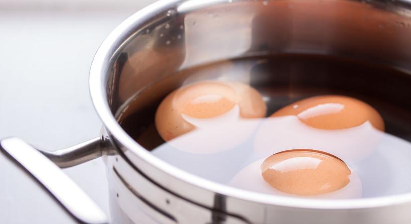 Kidobja a húsvéti tojás főzővizét? Hatalmas hiba – aranyat érhet otthon