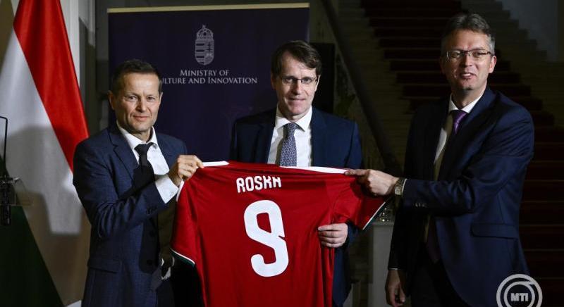 Roska Botond is csatlakozik az Élvonal Alapítványhoz