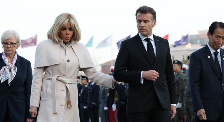 Macron visszavágott Trumpnak: „nem elegáns és nem helyénvaló” a feleségét érintő gúnyolódás