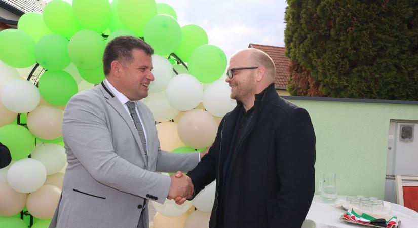 Húsvéti nyitányként adták át: a legkisebbek számára épült meg Dunaszentbenedek új büszkesége – fotók