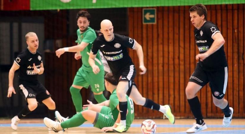 Kulcsfontosságú meccs vár a pécsiekre