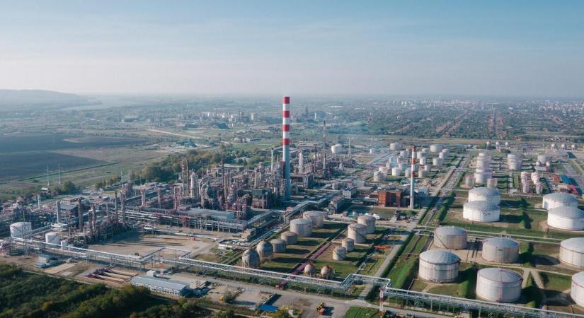 Szerbia májusig nem exportál kőolajat és üzemanyagot