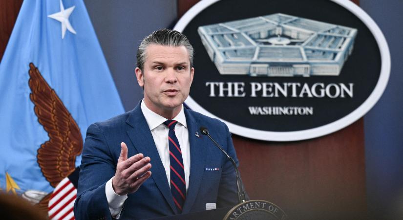 Pete Hegseth kirúgta az amerikai hadsereg vezérkari főnökét