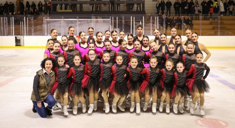 Még a jég is elolvadt – látványos gálával zárták a szezont az Ice Stars korcsolyázói (galéria)