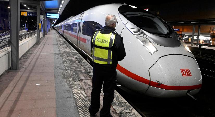 Petárdákat robbantott egy férfi a Kölnből Frankfurtba tartó gyorsvonaton, 12 utas megsérült