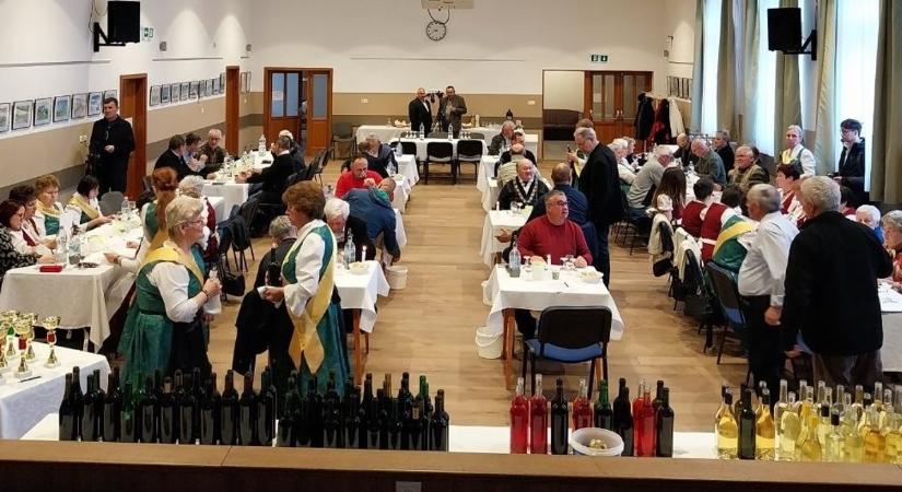 Hatvankilenc bor versenyzett Lukácsházán a 44. Térségi Borversenyen