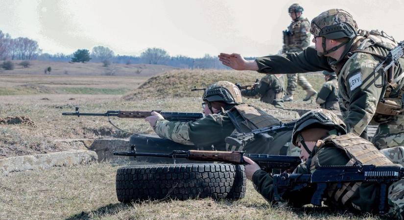Lőgyakorlaton bizonyítottak a területvédelmi ezred katonái
