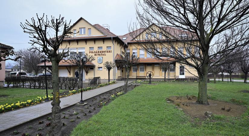 Intézményfenntartásra és bérekre koncentrálnak Hosszúpályiban