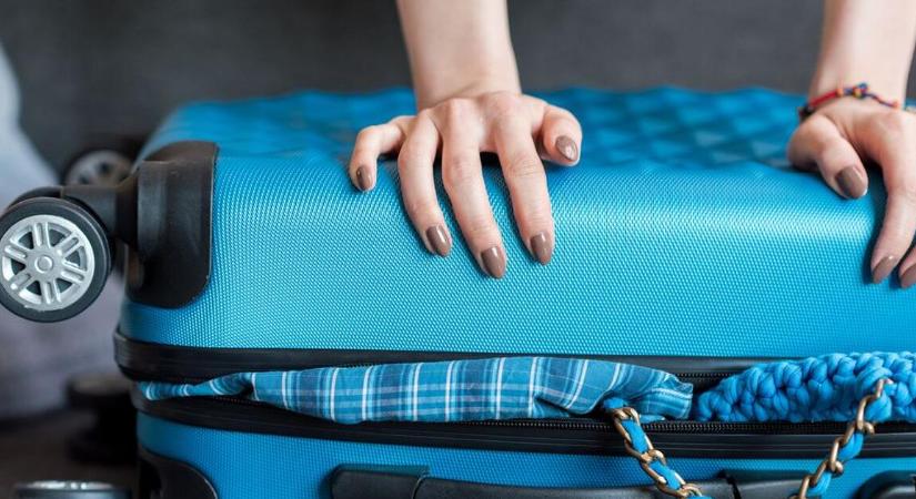 Megindultak a magyarok külföldre, viszik az utasbiztosítást