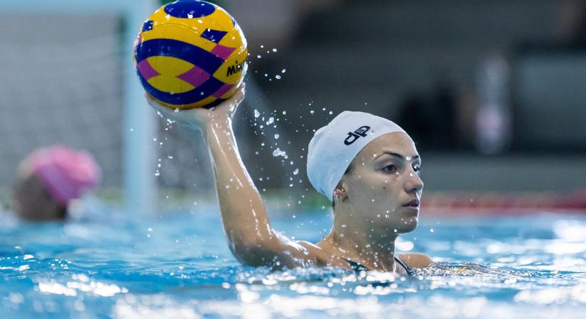 Meccsek mellett dolgozik a Fradi diplomás játékosa – nem is akármit!