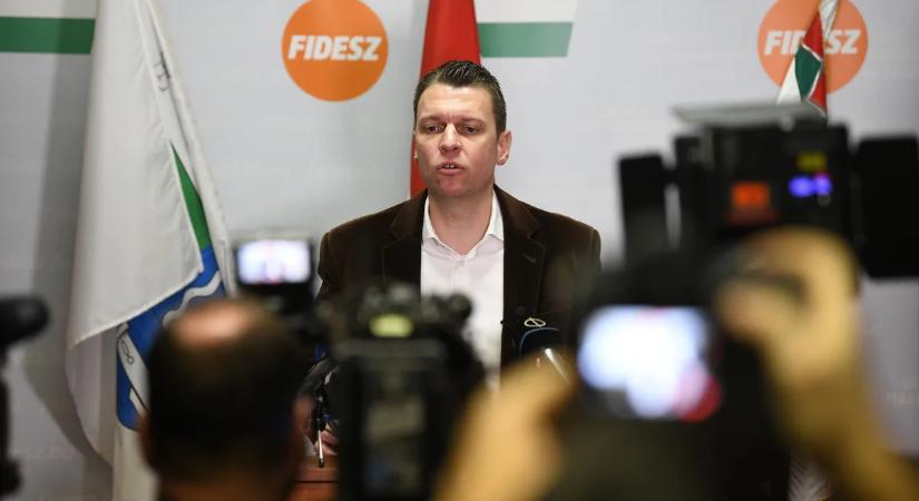 Menczer: Panyiék közösen mondanak le „egy pici szuverenitásról”