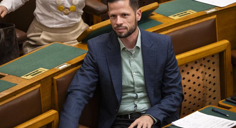 Visszalépett Tordai Bence