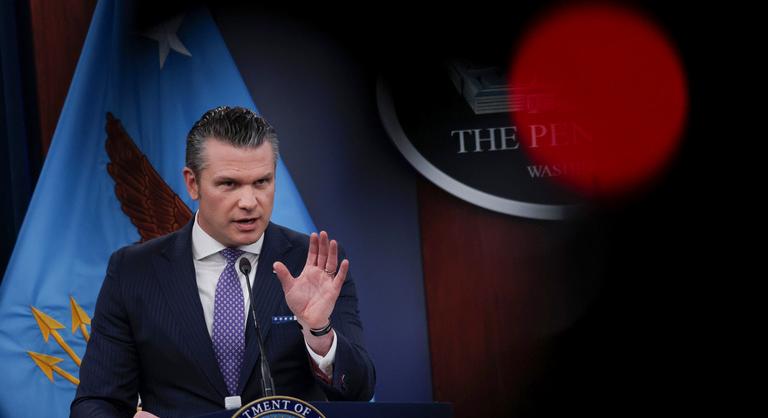 Elindult a tisztogatás, nyugdíjba küldték az amerikai vezérkari főnököt az iráni háború kellős közepén